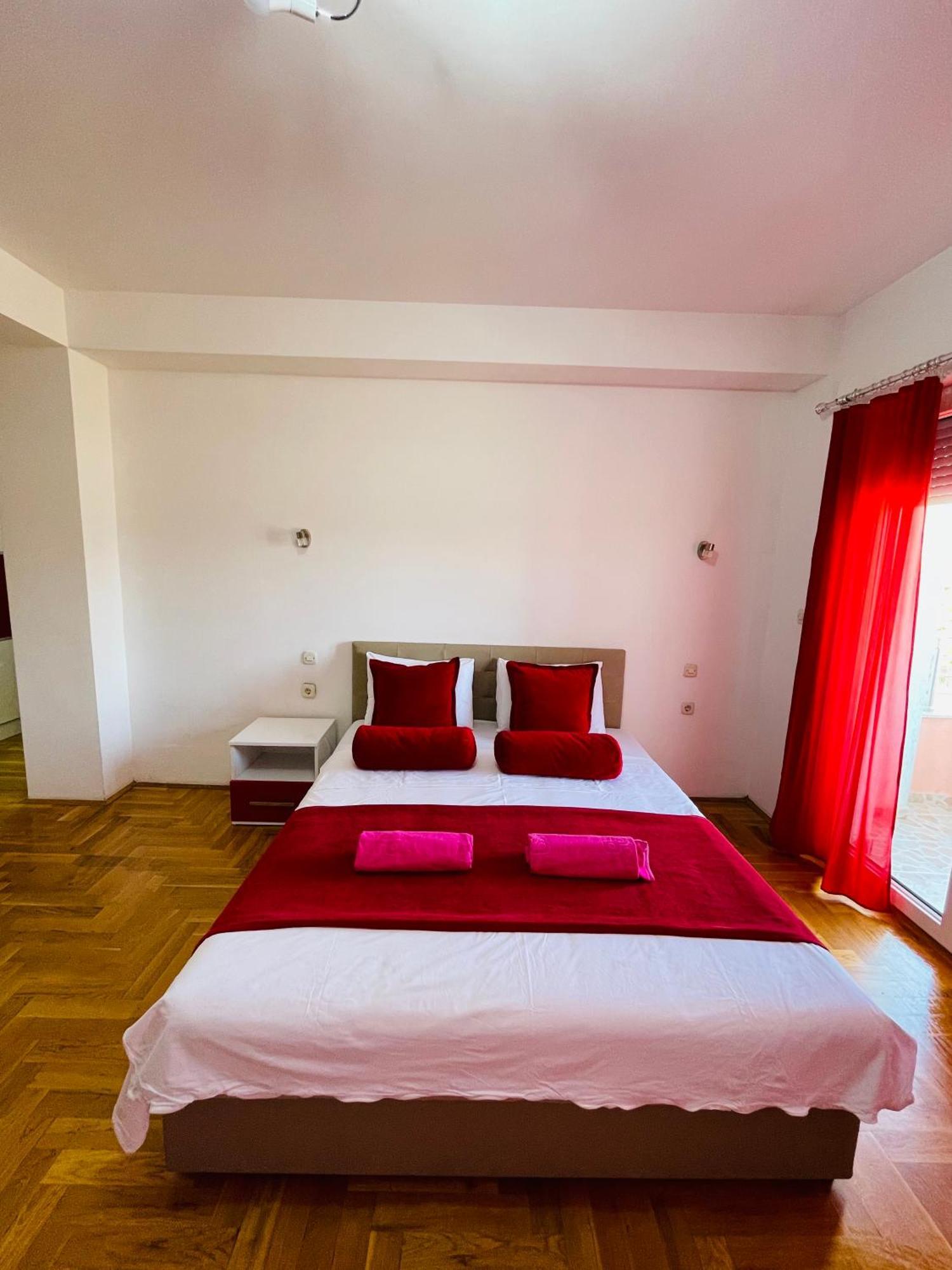 Front Beach Exclusive Apartments Στρούγκα Εξωτερικό φωτογραφία